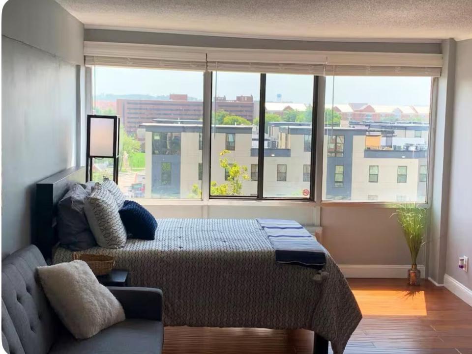 Condo Close To Stadium And Free Parking Knoxville Exteriör bild