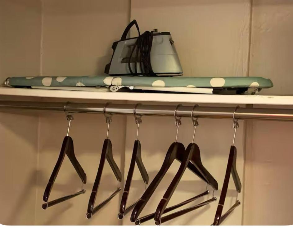 Condo Close To Stadium And Free Parking Knoxville Exteriör bild